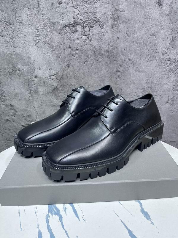 Balenciaga Men's Shoes 194